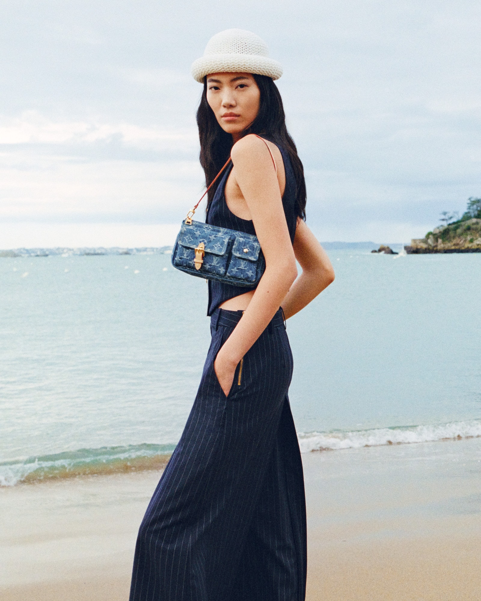 Designer Women's Trousers & Shorts| LOUIS VUITTON