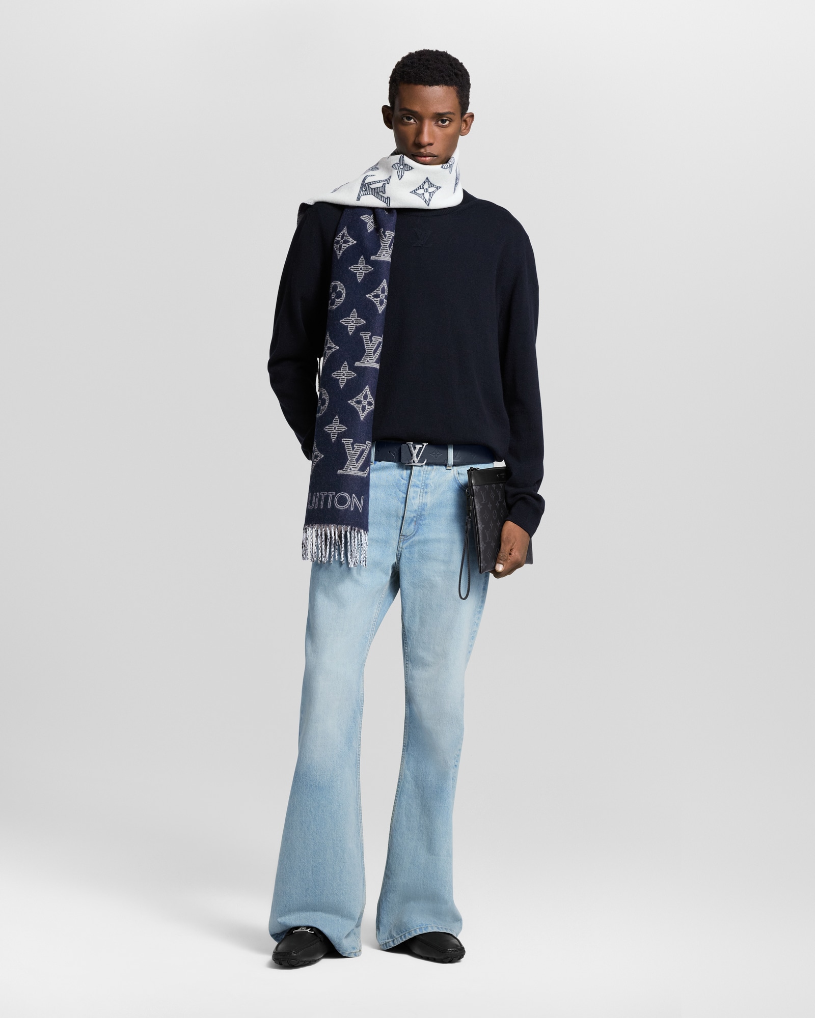 Monogram Shadow Scarf S00 - Accessories M79186 | LOUIS VUITTON
