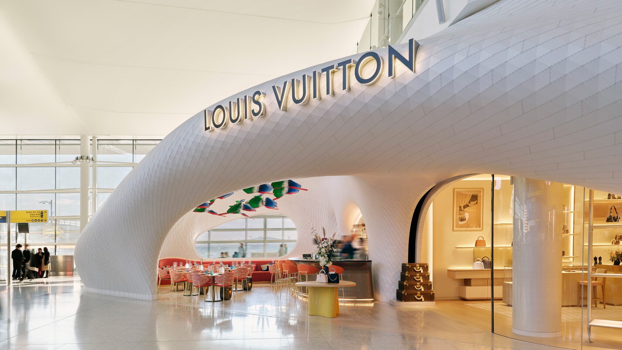 Le Café Cyril Lignac at Louis Vuitton | LOUIS VUITTON
