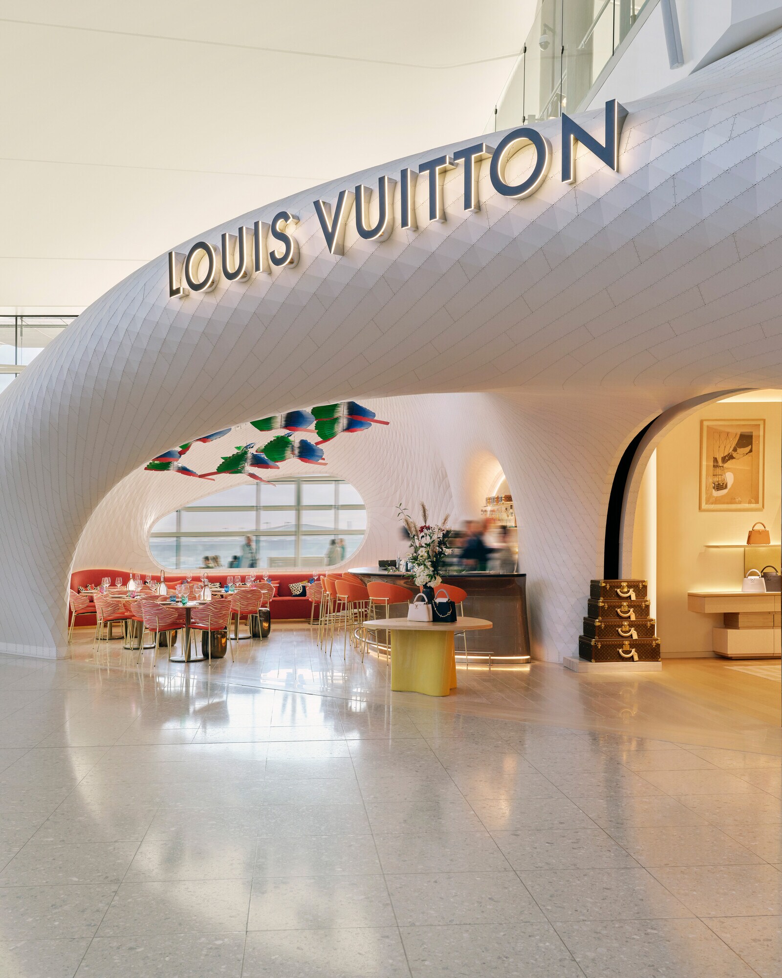 Le Café Cyril Lignac at Louis Vuitton | LOUIS VUITTON