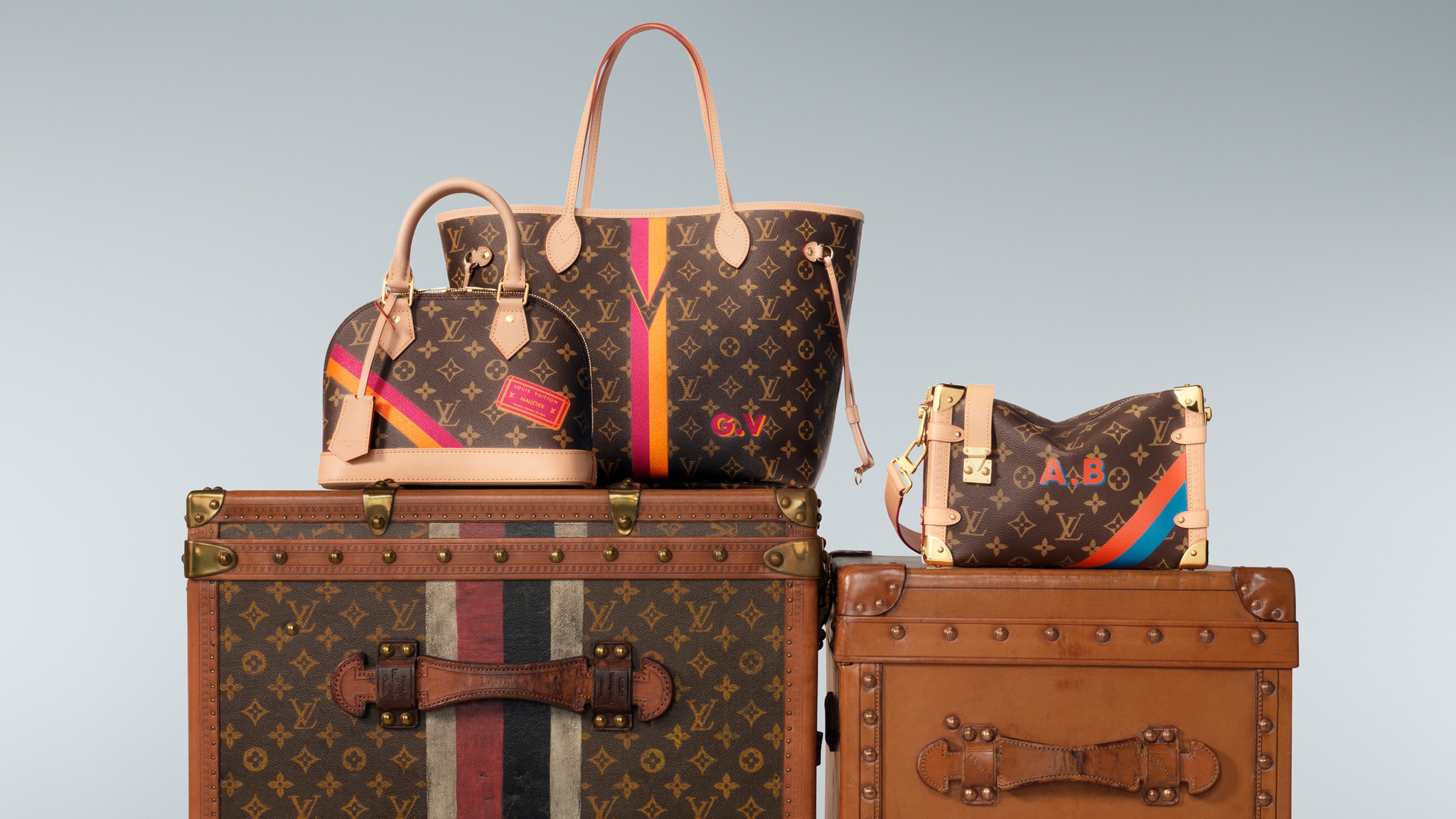 Shoulder Bags LV Icons Handbags | LOUIS VUITTON