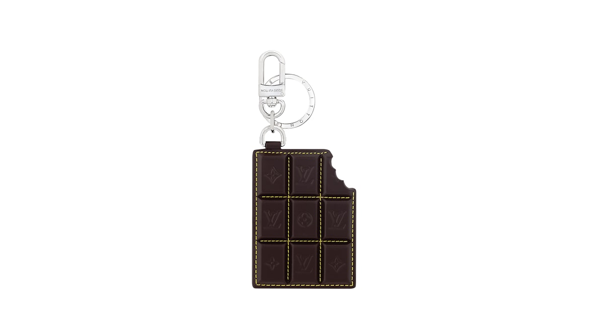 LV Chocolate Bar Key Holder and Bag Charm S00 - For Him | LOUIS 