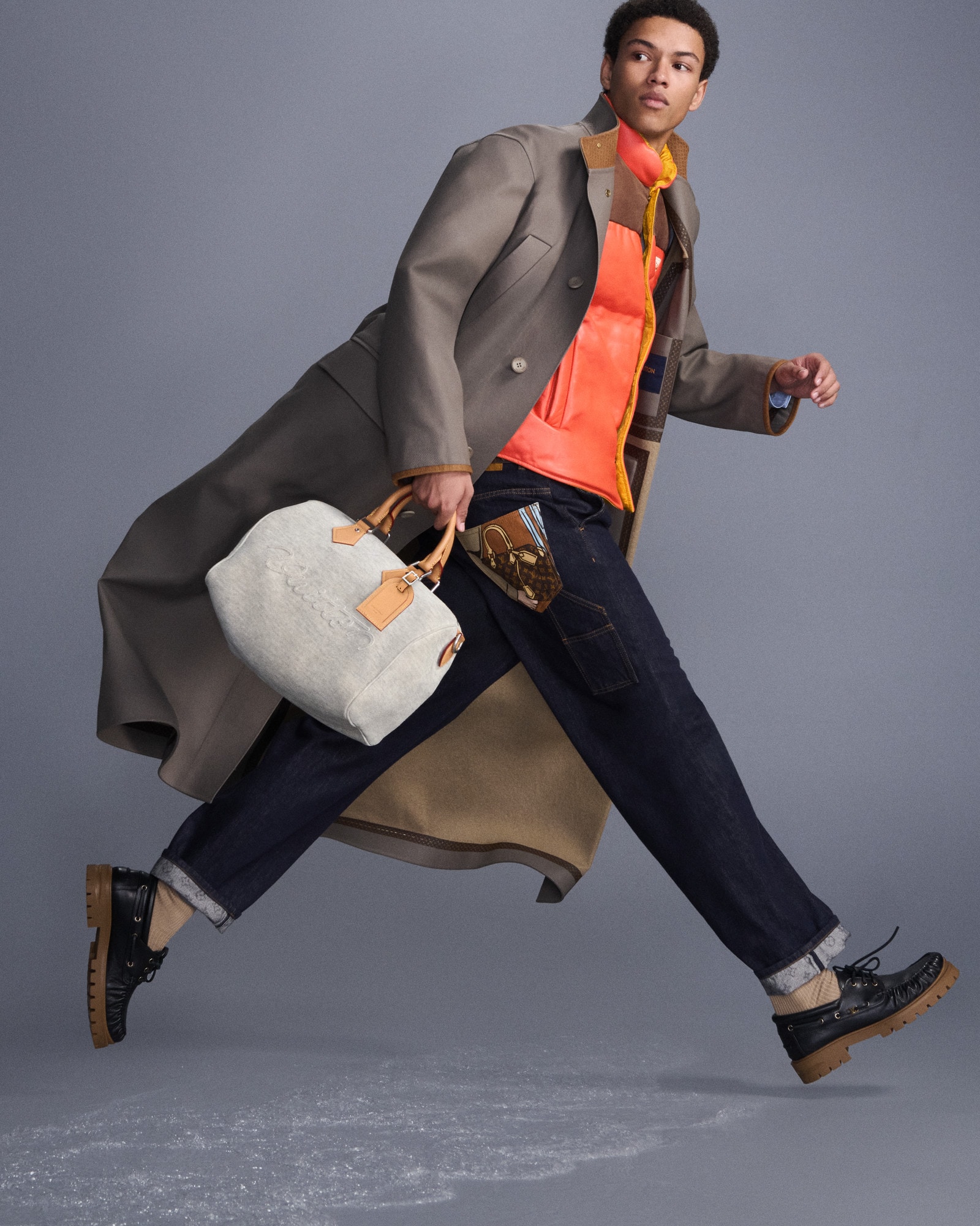 Ultimate Monogram Square 90 S00 - Accessories M77639 | LOUIS VUITTON