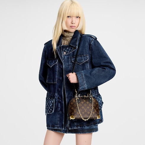 Alma Trunk BB Monogram Canvas in Bags and Small Leather Goods's Women Bags LV Icons collections by Louis Vuitton (Product zoom)