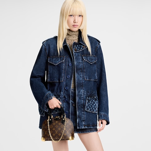 Alma Trunk BB Monogram Canvas in Bags and Small Leather Goods's Women Bags LV Icons collections by Louis Vuitton (Product zoom)