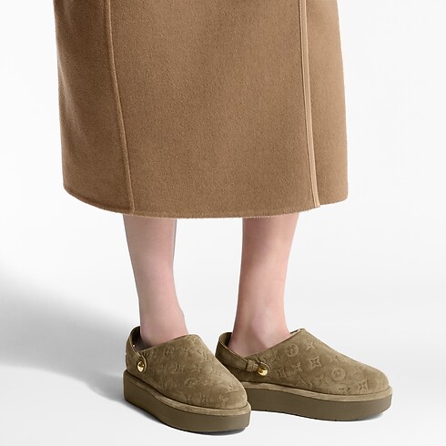 Aspen Platform Clog in Men's Discontinued Product Obs 16 collections by Louis Vuitton (Product zoom)