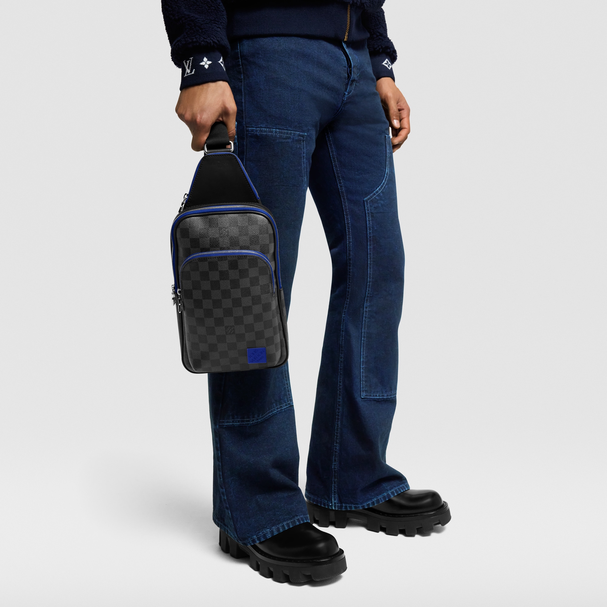 Avenue Slingbag Damier Graphite Canvas in Bags and Small Leather Goods