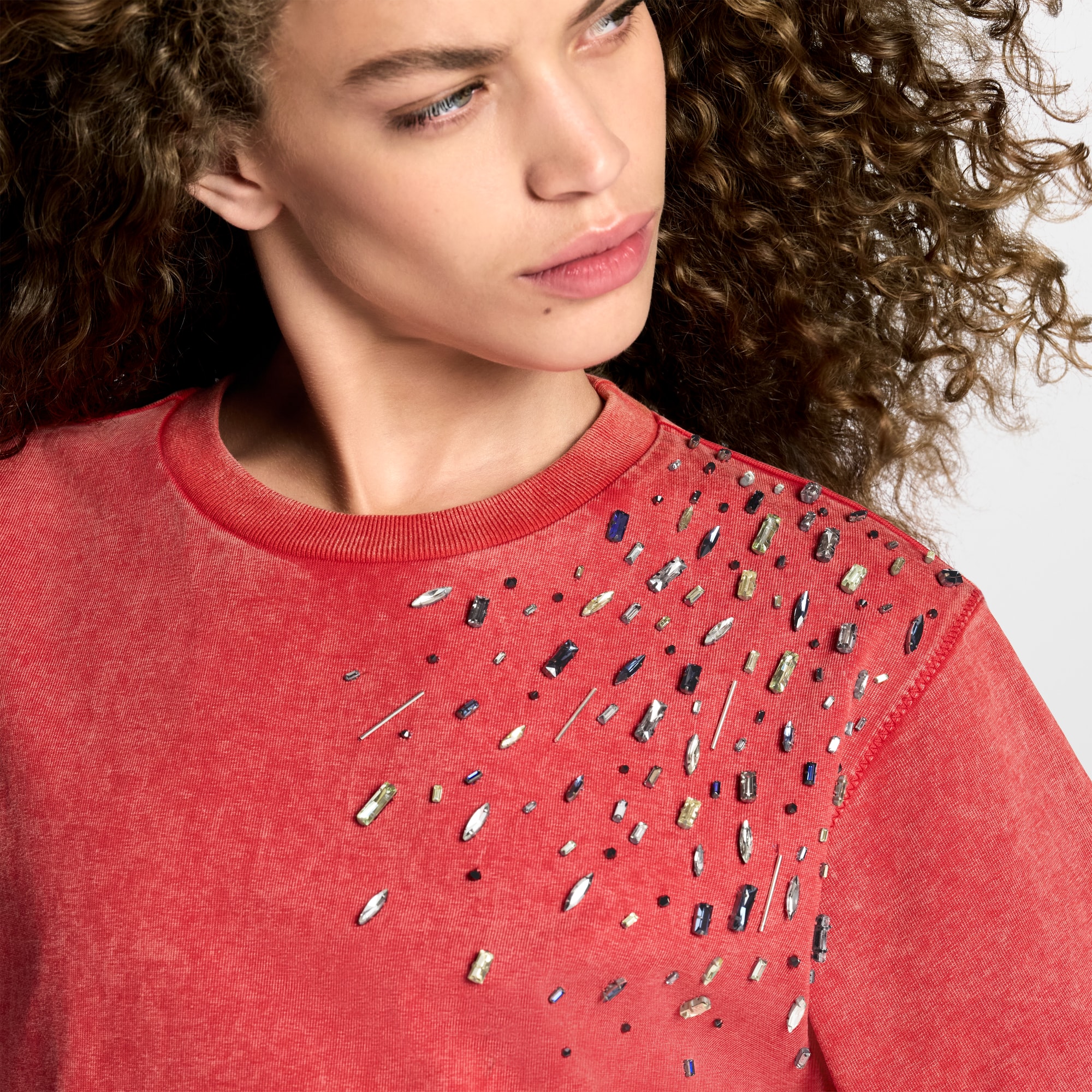 Bead Accent Curve Hem T-Shirt  in Women