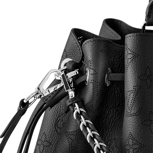 Bella Tote Bag Mahina Leather in Bags and Small Leather Goods's Women Bags New In collections by Louis Vuitton (Product zoom)