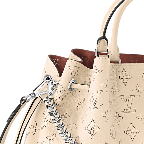 Bella Tote Bag Mahina Leather in Bags and Small Leather Goods's Women Bags New In collections by Louis Vuitton (Product zoom)