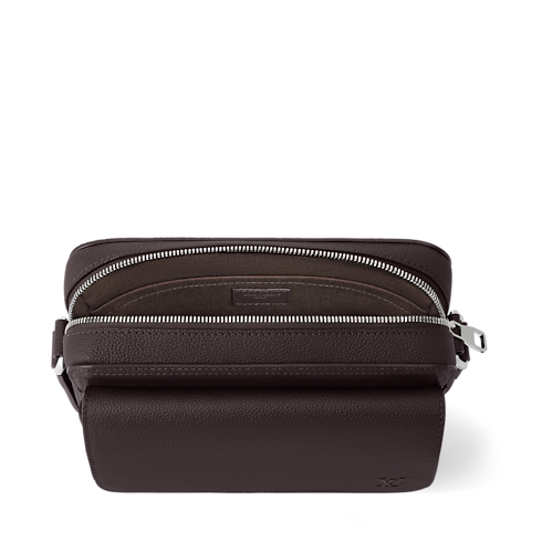 Boarding Messenger LV Aerogram in Men's Bags All Bags collections by Louis Vuitton (Product zoom)