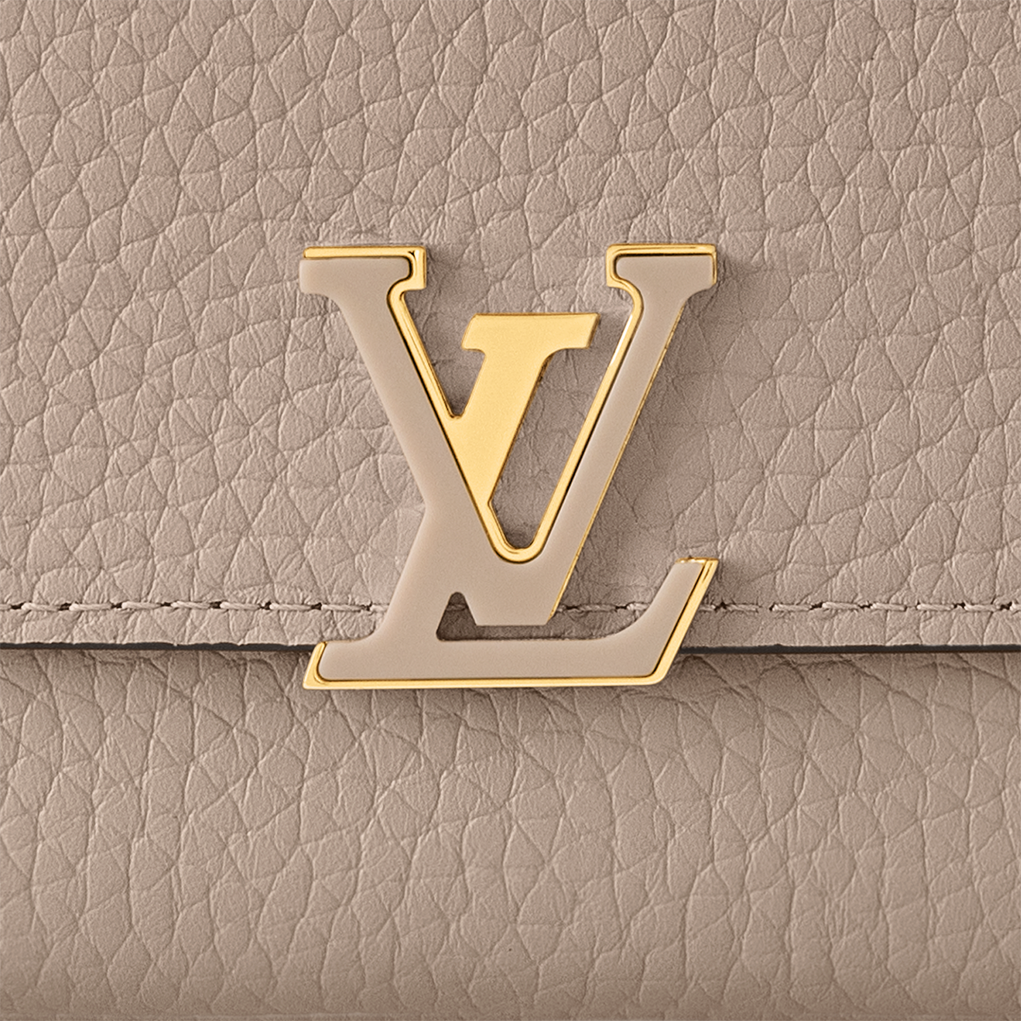 Capucines Compact Wallet Taurillon Leather in Women
