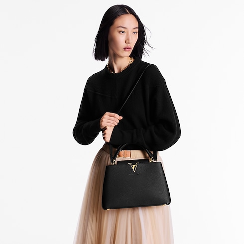 Capucines MM Capucines in Women's Handbags Capucines collections by Louis Vuitton (Product zoom)