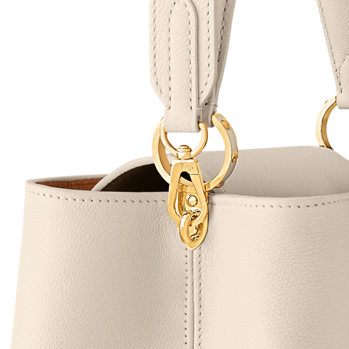 Capucines MM Souple Capucines in Women's Handbags Capucines collections by Louis Vuitton (Product zoom)