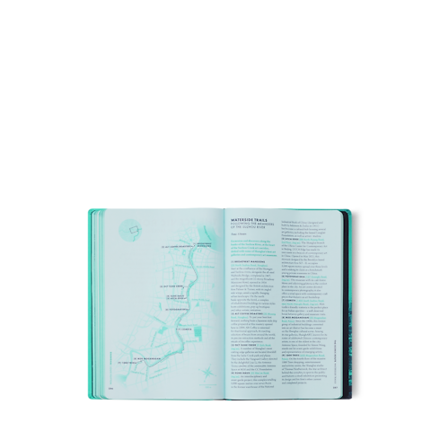 City Guide Shanghai in Trunks, Travel and Home's Library City Guide collections by Louis Vuitton (Product zoom)