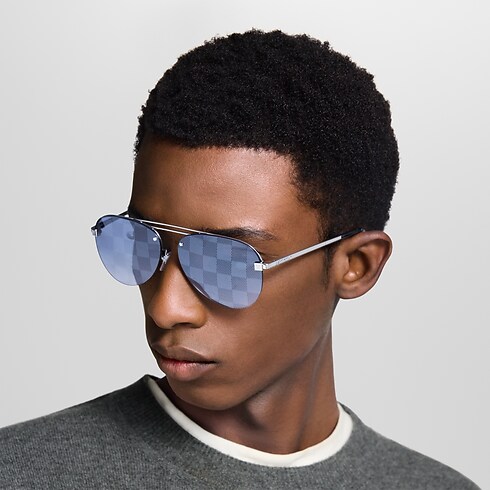 Clockwise Sunglasses S00 in Men's Accessories Sunglasses collections by Louis Vuitton (Product zoom)