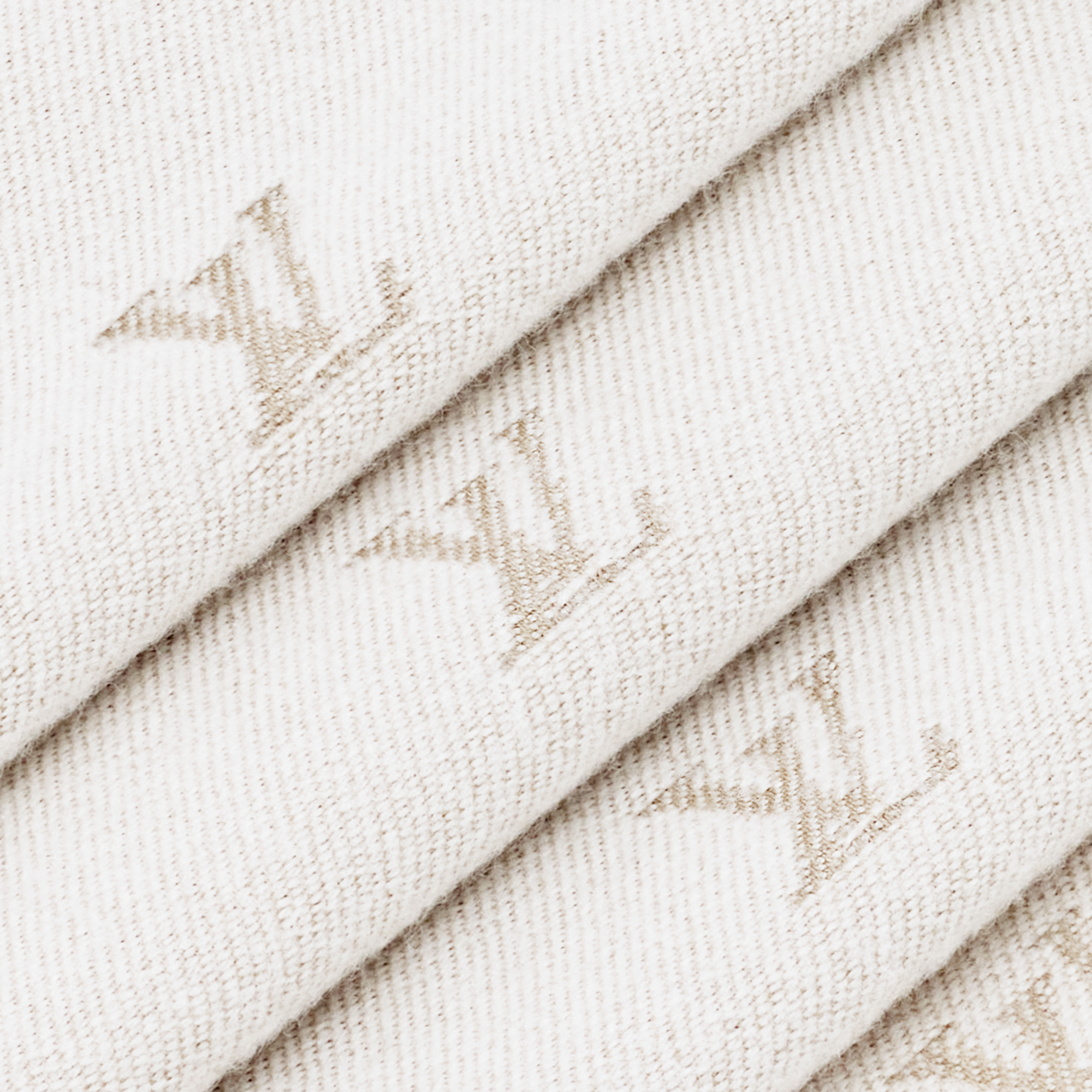 Cloudy Monogram Shawl S00 in Women