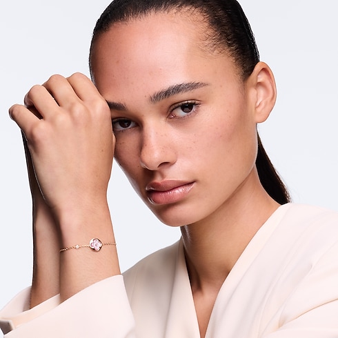 Color Blossom BB Sun Bracelet, Pink Gold, Pink Mother-of-Pearl and Diamond in Jewellery's Categories Bracelets collections by Louis Vuitton (Product zoom)