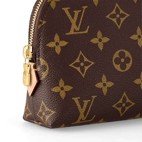 Cosmetic Pouch MM Monogram Canvas in Women's Travel Travel Accessories and Organisers collections by Louis Vuitton (Product zoom)