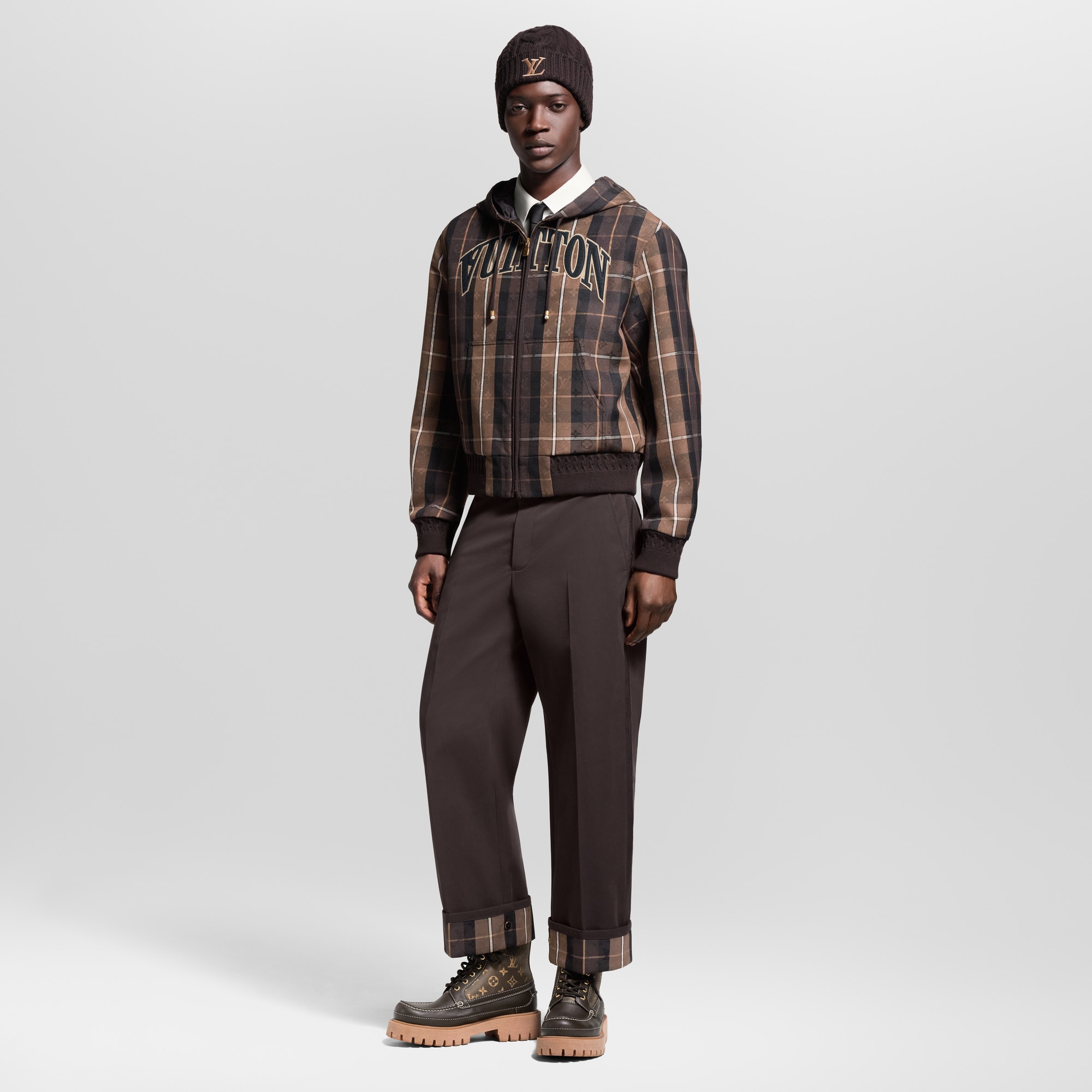 Cropped Chino Pants  Men Ready-to-Wear Trousers | LOUIS VUITTON (Product zoom)
