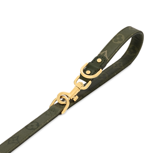 Crossbody Dog Leash MM S00 in Trunks, Travel and Home's Pets Accessories } collections by Louis Vuitton (Product zoom)