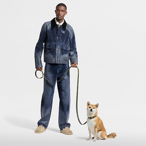 Crossbody Dog Leash MM S00 in Trunks, Travel and Home's Pets Accessories } collections by Louis Vuitton (Product zoom)