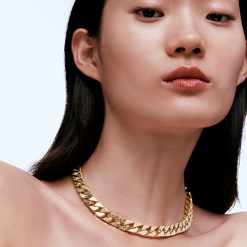 Cuban Chain Necklace, Yellow Gold and Diamonds in Les Extraordinaires's Jewellery Necklaces and Pendants collections by Louis Vuitton (Product zoom)