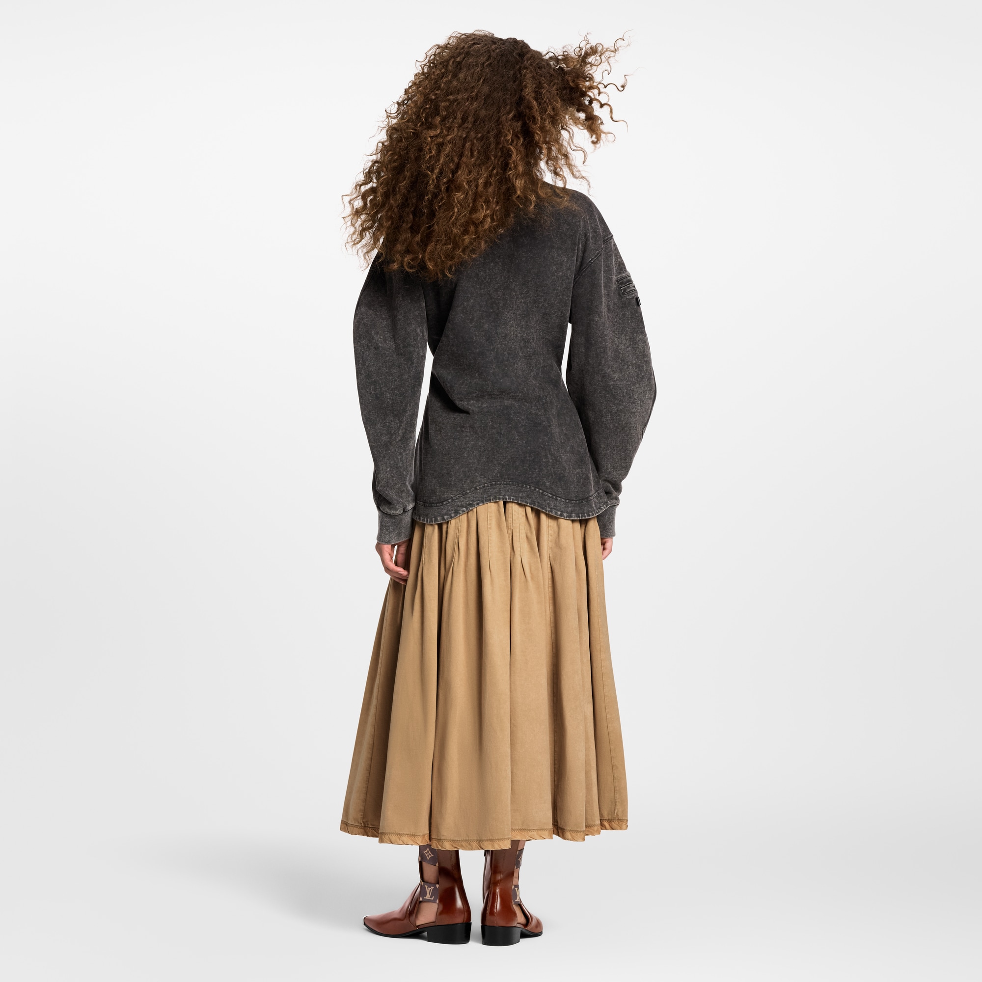 Curve Hem Sweater  in Women