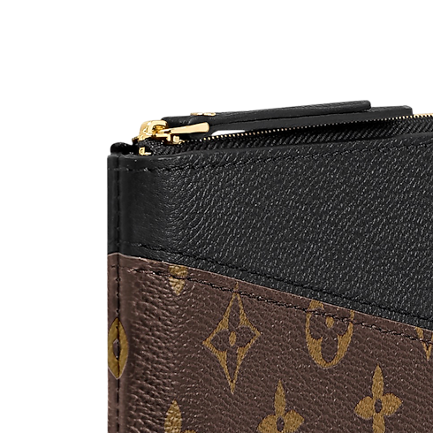 Daily Pouch Monogram Canvas in Women's Wallets and Small Leather Goods All Wallets and Small Leather Goods collections by Louis Vuitton (Product zoom)