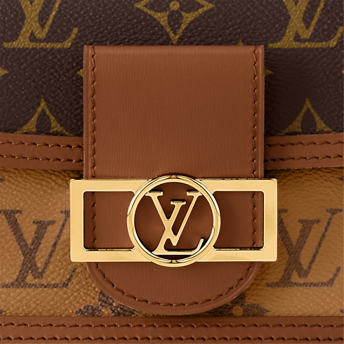 Dauphine Chain Wallet Other Monogram Canvas in Women's Wallets and Small Leather Goods All Wallets and Small Leather Goods collections by Louis Vuitton (Product zoom)