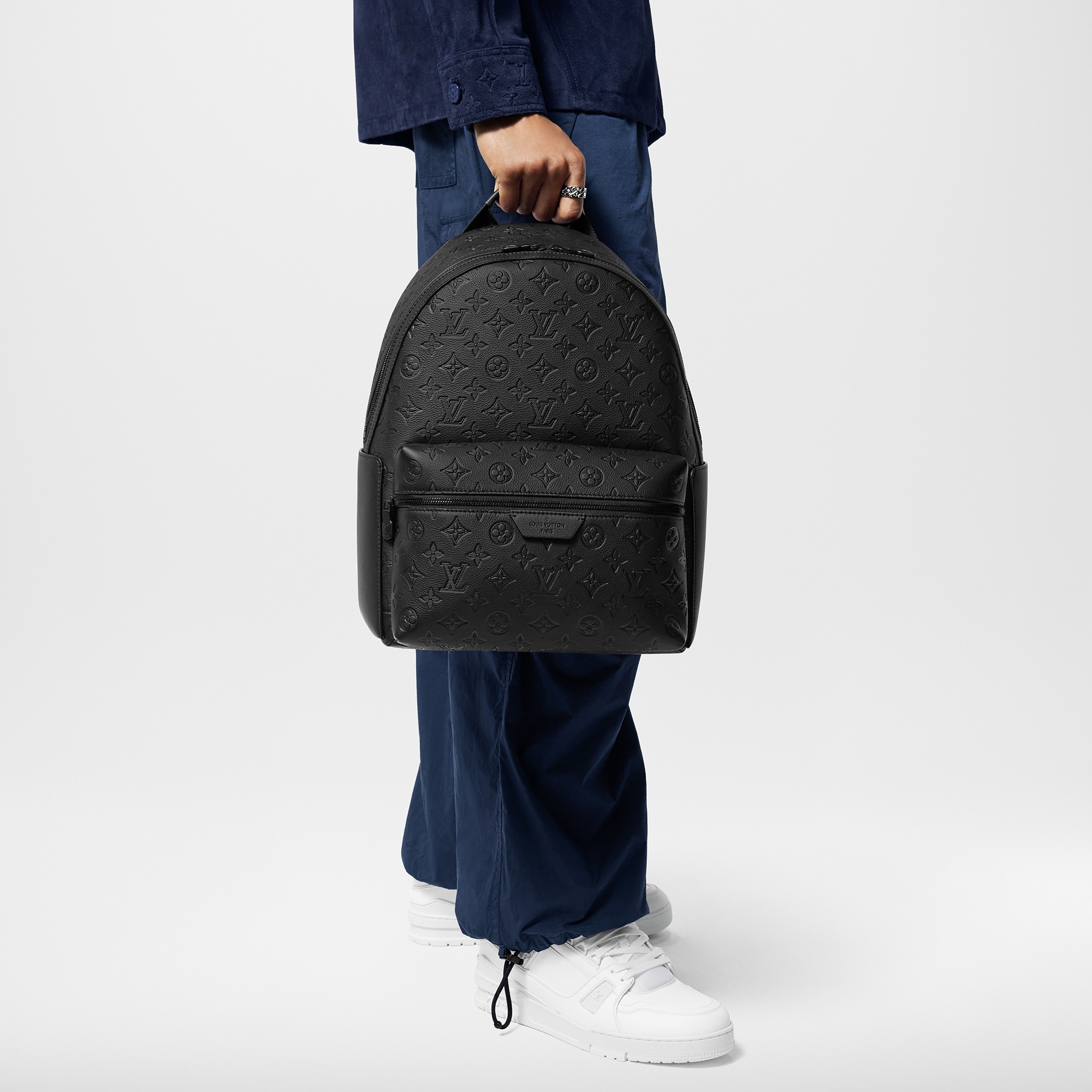 Discovery Backpack Monogram Shadow Leather - Bags M46553 | LOUIS 