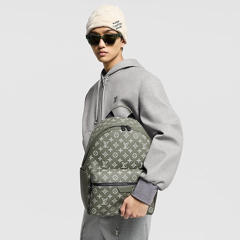 Discovery Backpack PM Monogram Shadow Leather in Men's Bags All Bags collections by Louis Vuitton (Product zoom)