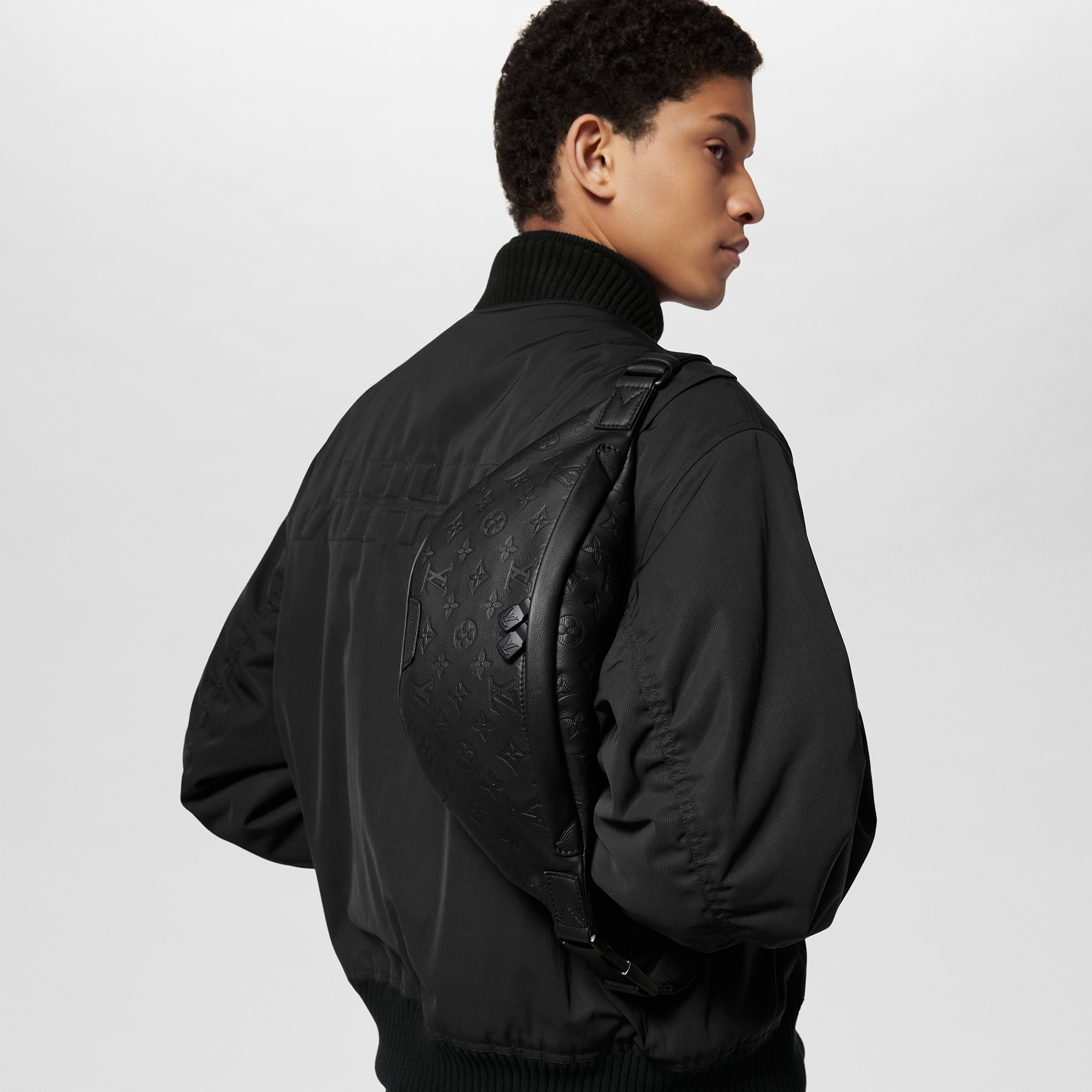 Discovery PM Bumbag Monogram Shadow Leather in Men
