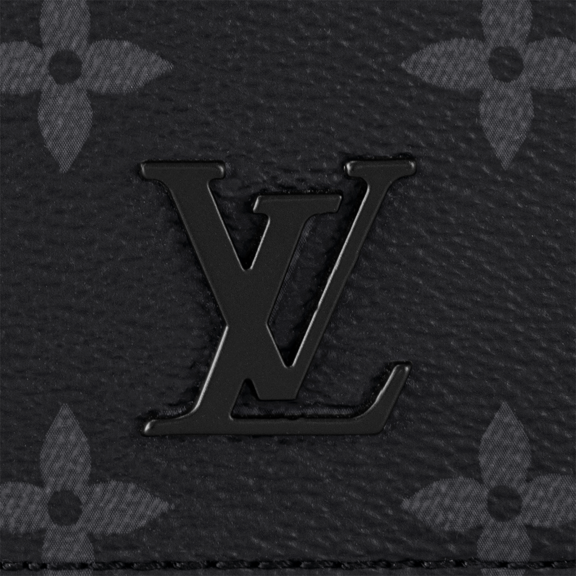 District PM Messenger Bag Monogram Eclipse in Men