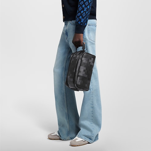 Dopp Kit Damoflage in Men's Travel Travel Accessories and Organisers collections by Louis Vuitton (Product zoom)