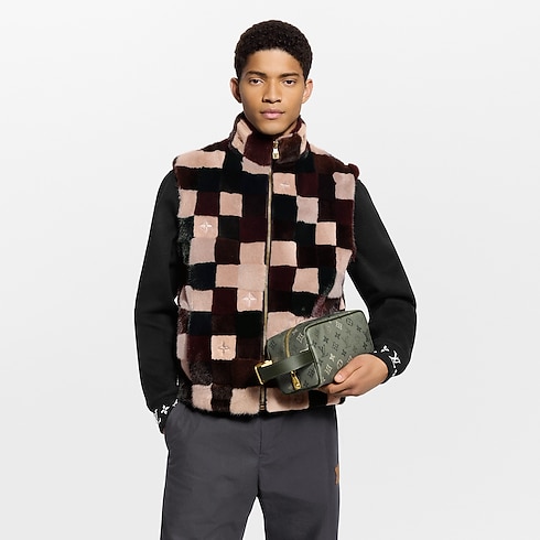 Dopp Kit Monogram Other in Men's Travel Travel Accessories and Organisers collections by Louis Vuitton (Product zoom)