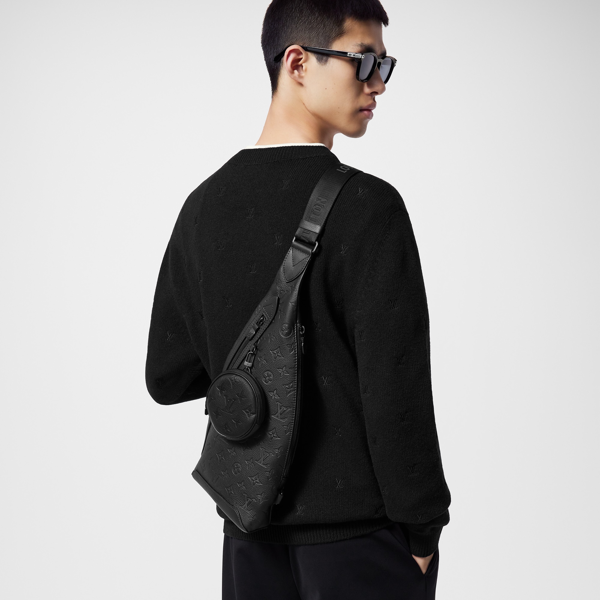 Duo Slingbag Monogram Shadow Leather in Men