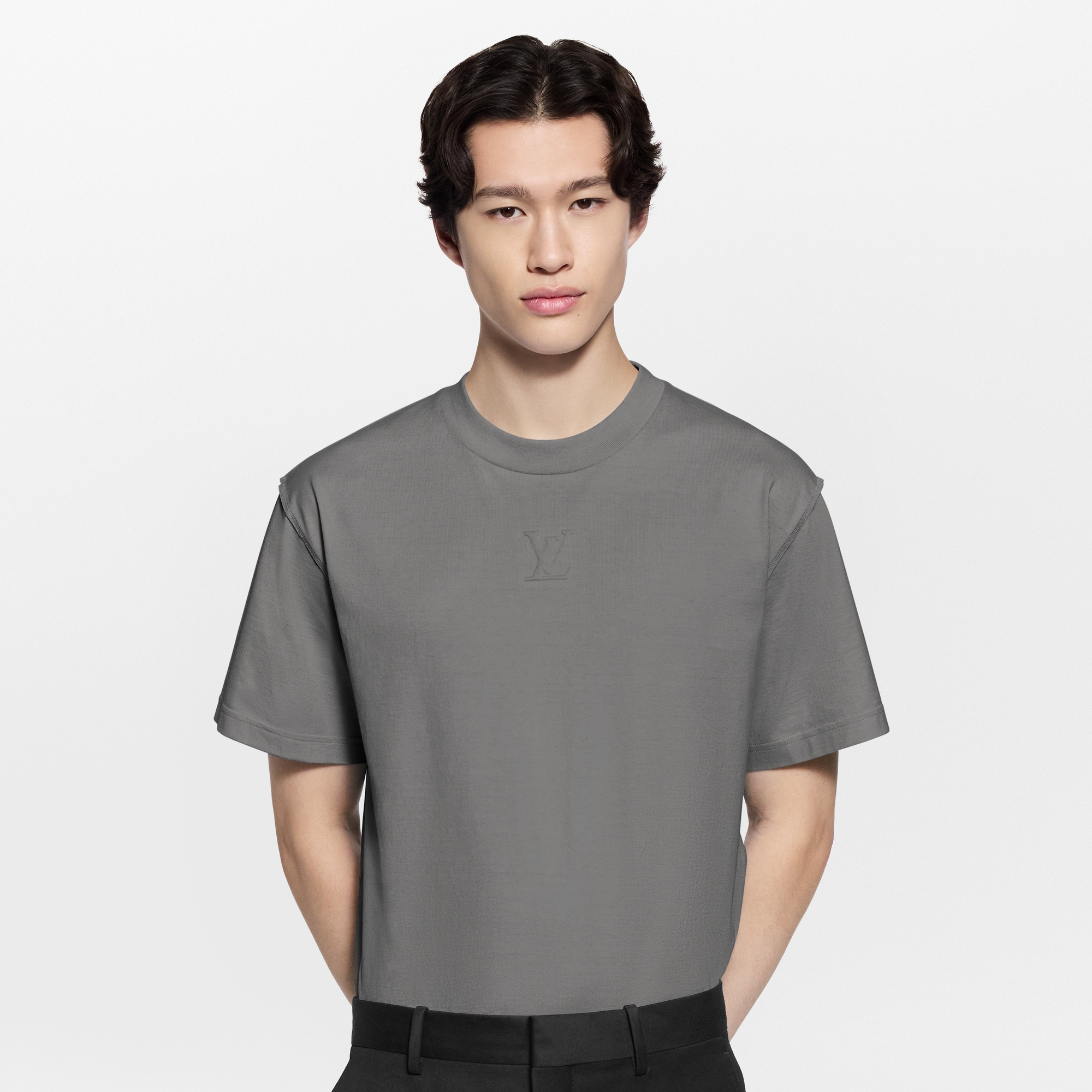 Embossed LV T-Shirt - For Men 1AJAYP | LOUIS VUITTON