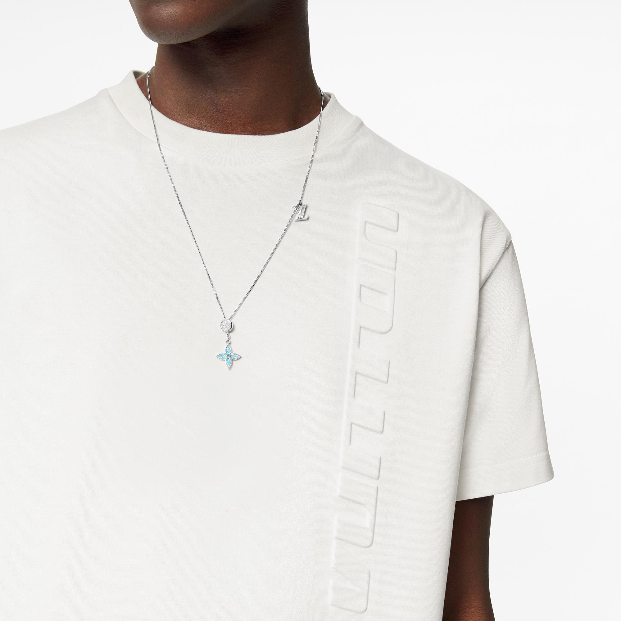 louis vuitton pendant t shirt