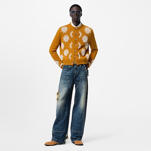 Embroidered Merino Wool Cardigan in Men's Ready-to-Wear Knitwear and Sweatshirts collections by Louis Vuitton (Product zoom)