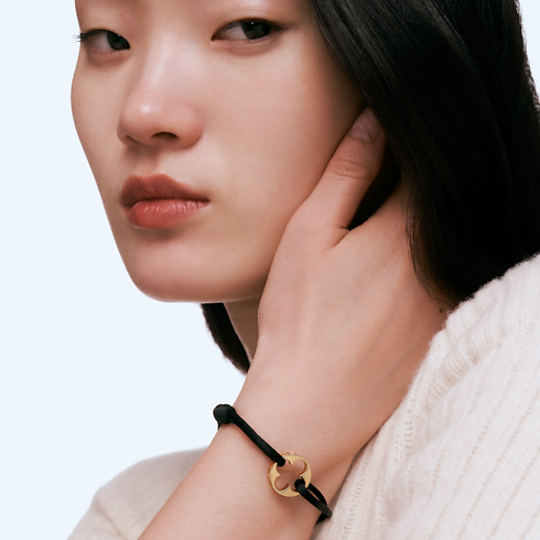 Empreinte Bracelet, Yellow Gold in Jewellery's Categories All Fine Jewellery collections by Louis Vuitton (Product zoom)