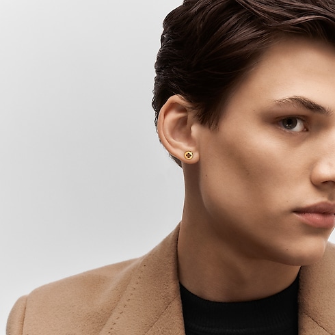 Empreinte Ear Studs, Yellow Gold in Jewellery's Categories All Fine Jewellery collections by Louis Vuitton (Product zoom)