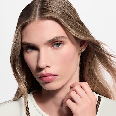 Essential V Strass PM Earrings S00 in Women's Fashion Jewellery Earrings collections by Louis Vuitton (Product zoom)