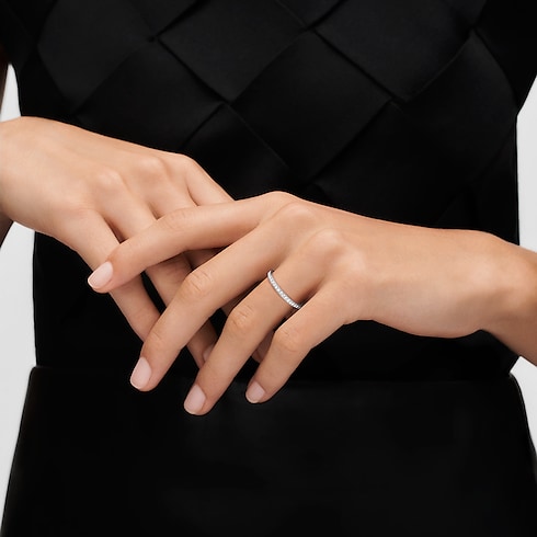 Eternity wedding band, white gold and diamonds in Jewellery's Categories All Fine Jewellery collections by Louis Vuitton (Product zoom)