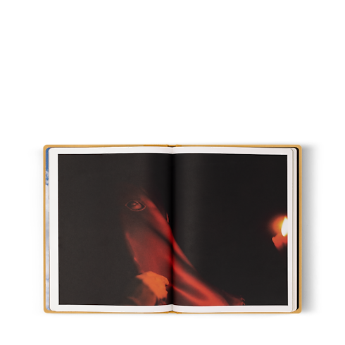 Fashion Eye Córdoba By Miles Aldridge in Trunks, Travel and Home's Library Fashion Eye collections by Louis Vuitton (Product zoom)