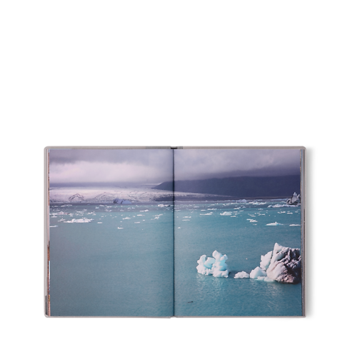 Fashion Eye Iceland in Trunks, Travel and Home's Library Fashion Eye collections by Louis Vuitton (Product zoom)