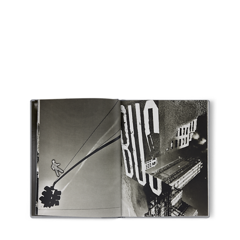 Fashion Eye New York in Trunks, Travel and Home's Library Fashion Eye collections by Louis Vuitton (Product zoom)