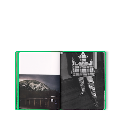 Fashion Eye Scotland in Trunks, Travel and Home's Library Fashion Eye collections by Louis Vuitton (Product zoom)