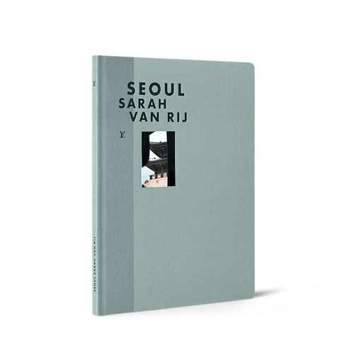 Fashion Eye Seoul in Trunks, Travel and Home's Library Fashion Eye collections by Louis Vuitton (Product zoom)