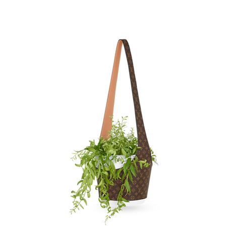 Floral Pot By Damien Langlois-Meurinne in Trunks, Travel and Home's Home and Art of Dining Decoration collections by Louis Vuitton (Product zoom)